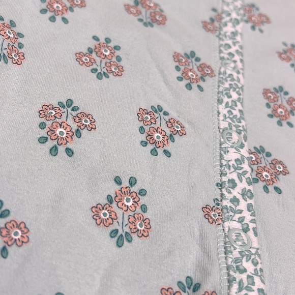 CARTER’S || Infant (3M) Blue Floral Onesie/Footie - Picture 3 of 5